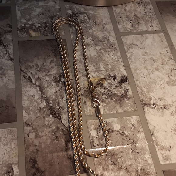 Chain - Picture 2 of 4